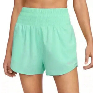 NWT Nike women’s training loose fit shorts size XS